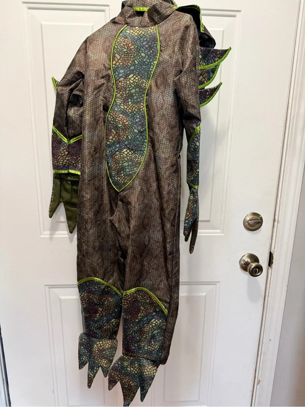 Dragon-Scale Reptile Costume Hood in Iridescent Green